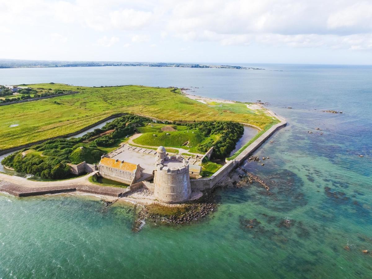 Le Chalet Du Clos Giot Villa Saint-Vaast-la-Hougue Bagian luar foto